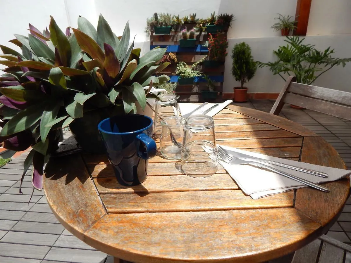 Twenty Seven Degrees Las Palmas Bed & Breakfast